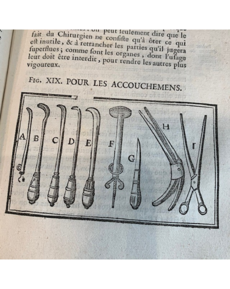"Surgical courses, demonstrated at the Royal Garden" by Dionis, royal surgeon in 1777, 8th edition