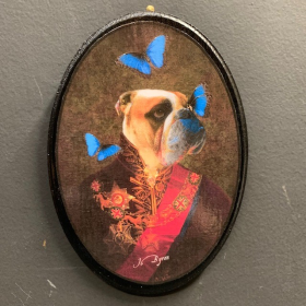Médaillon anthropomorphique par John Byron - Spring Bulldog - Bouledogue