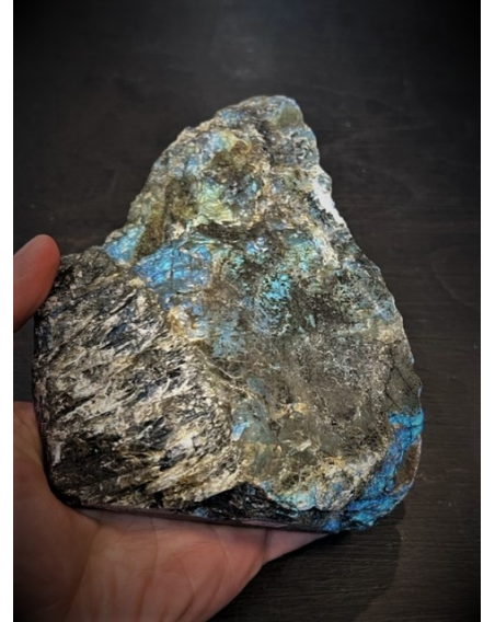 Stone of Madagascar Labradorite FP82
