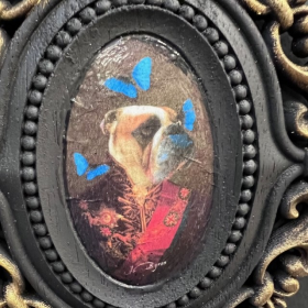 Victorian Medallion by John Byron - Spring Bulldog