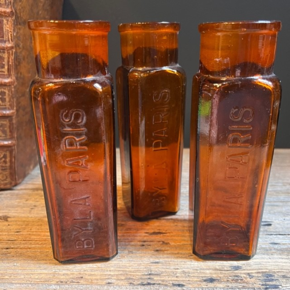 BYLA - Antique Pharmacy bottle in amber glass