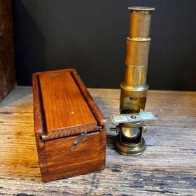 Antique drum microscope for botanist, entomologist - XIXth century
