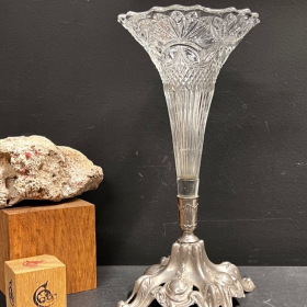 Vase cornet en verre et pied en régule - Centre de table - Fin XIXème - Tulipier