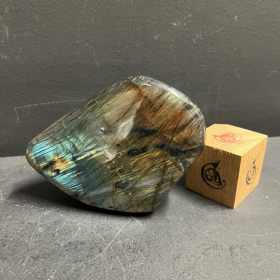 Pierre de Labradorite de Madagascar ML71