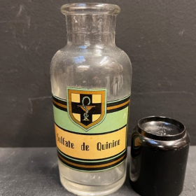 Sulfate de quinine - Ancien flacon de pharmacie avec bouchon en bakélite