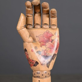 Articulated wooden tattoo arm - Suikoden - Japanese colour tattoo