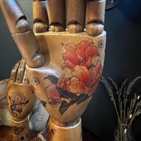 Articulated wooden tattoo arm - Suikoden - Japanese colour tattoo