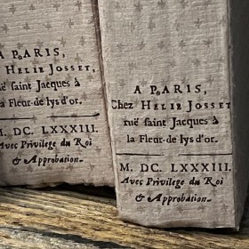 Decayed book notebook of Merci Louis manufacturer - Fleur de Lys model