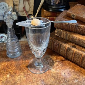 Cuillère à Absinthe...