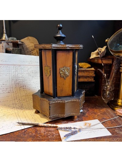 Cylindrical cigar box -...