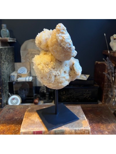Block of rock crystals on...