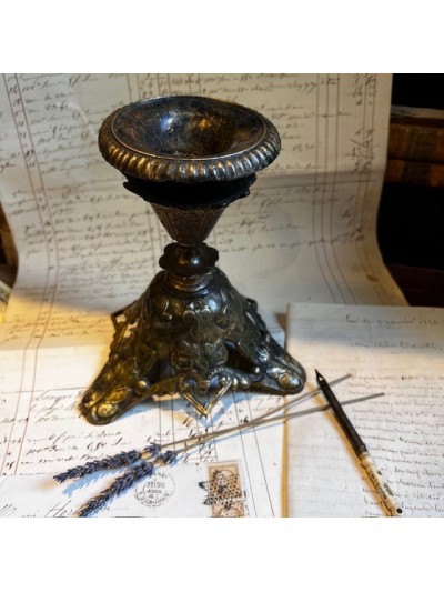 Bronze base for ball,...