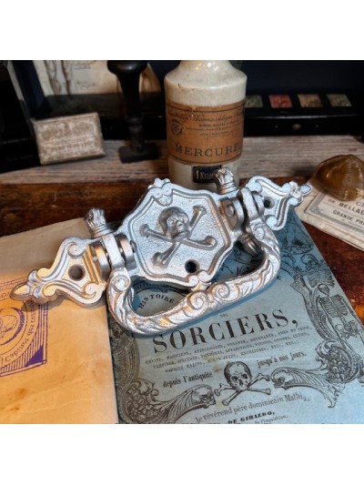 Antique Coffin handle - Skull and crossbones 1900/1930