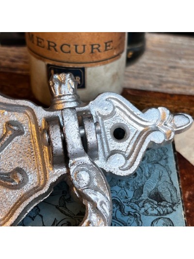 Antique Coffin handle - Skull and crossbones 1900/1930