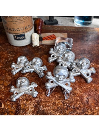 Antique Skull and crossbones - Accessory for coffin - 1900/1930