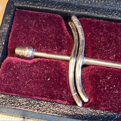 Needle - Dr. Léon Finelle's trocar in its case - Early 20th century
