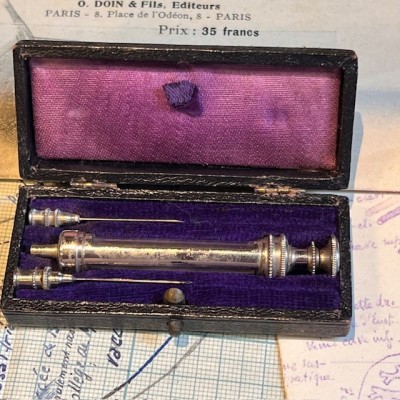 Antique hypodermic syringe of PRAVAZ - End of the 19th