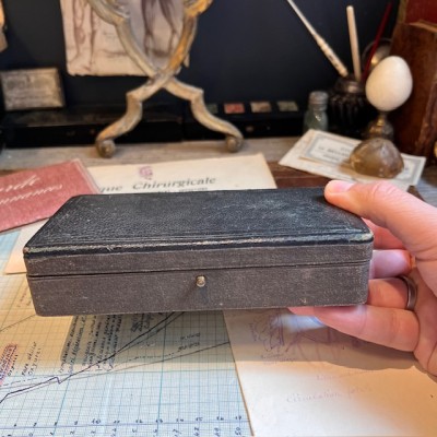 Seringue pour le sérum antidiphtérique - Méthode du Dr Roux