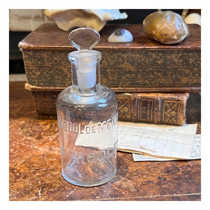 Alcool de menthe de RICQLES - Flacon ancien de pharmacie