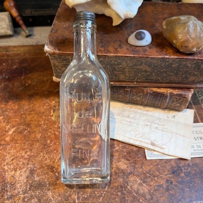 Hirondelle fine vaseline oil - Antique pharmacy bottle - Apothecary