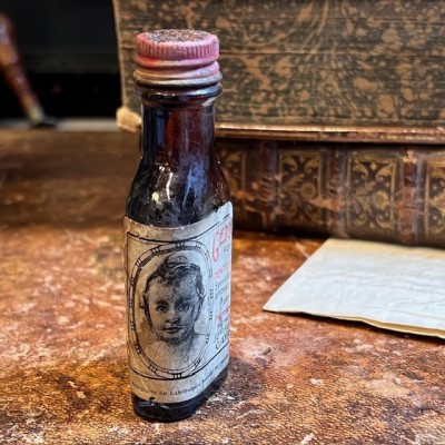 Gencivol for babies' teeth - Antique pharmacy bottle - Apothecary