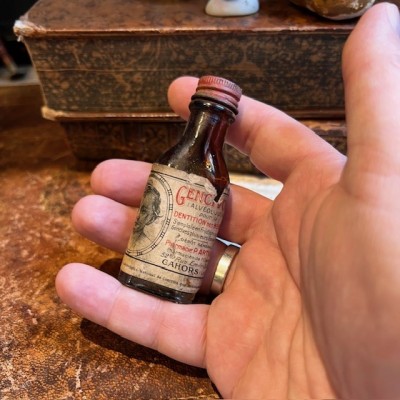 Gencivol for babies' teeth - Antique pharmacy bottle - Apothecary
