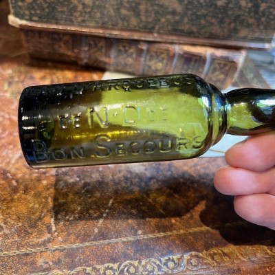 Eau d'Arquebuse - Antique pharmacy bottle - Apothecary
