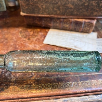 Eau des Carmes Déchaussées Boyer - Antique pharmacy bottle -Apothecary