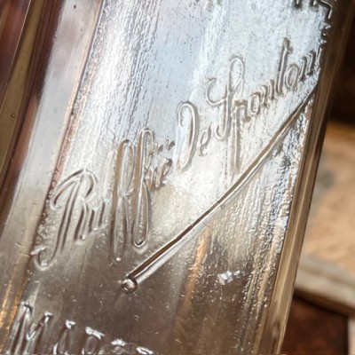Quinquina Essence - Marseille - Antique pharmacy bottle - Apothecary