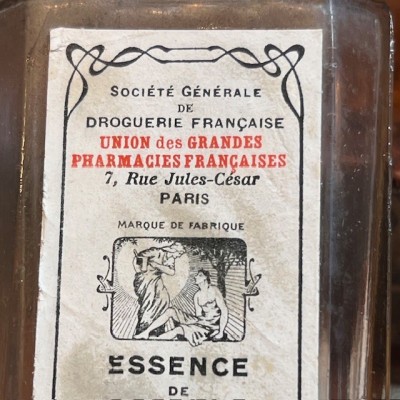 Quinquina Essence - Marseille - Antique pharmacy bottle - Apothecary