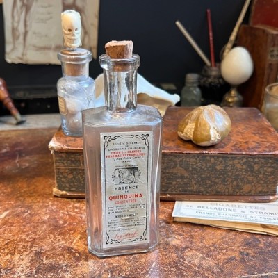 Quinquina Essence - Marseille - Antique pharmacy bottle - Apothecary