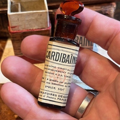Cardibain - Ouabain - POISON - Antique pharmacy bottle - Apothecary