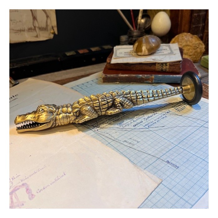Reflex hammer - BAYER - Neurological hammer - Brass crocodile