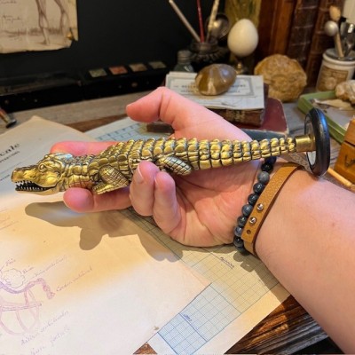 Marteau à réflexe - Marteau neurologique BAYER - Crocodile en laiton