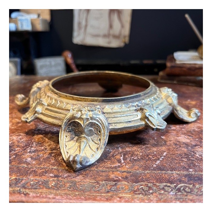 Socle ancien en bronze pour boule sphère ou oeuf - Base - support