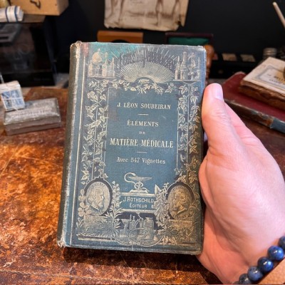 Eléments de matière médicale - Par Soubeiran - Livre ancien de 1878