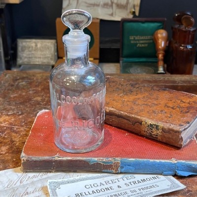 Alcool de menthe de RICQLES - Flacon ancien de pharmacie