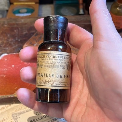 Limaille de fer - Flacon ancien de pharmacie - Apothicaire