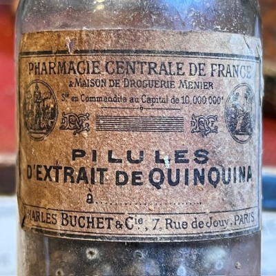 Quinine Extract Pills - Antique pharmacy bottle - Apothecary
