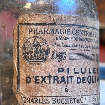 Quinine Extract Pills - Antique pharmacy bottle - Apothecary