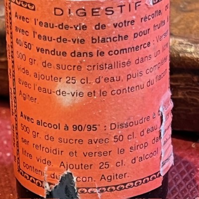 Extrait NOIROT - Crème Pêche artificielle - Flacon ancien de pharmacie