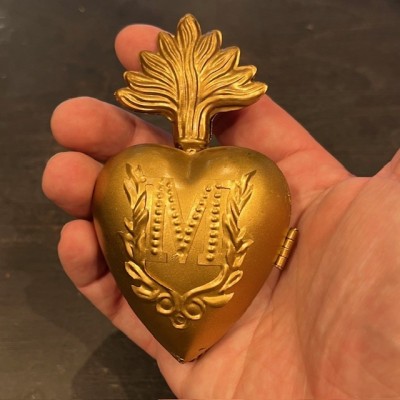 Boîte Coeur Ex-voto Doré - Modèle: Coeur sacré MONA par Boncoeurs