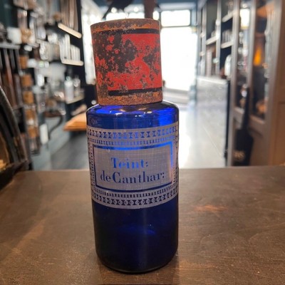 Spanish Fly tincture - Poison - Antique pharmacy bottle - Apothecary