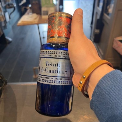 Spanish Fly tincture - Poison - Antique pharmacy bottle - Apothecary