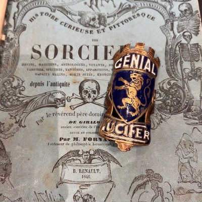 Génial Lucifer - Bicycle license plate circa 1930 - Enamel brass