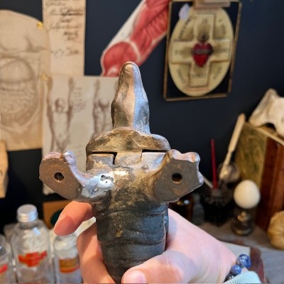Armadillo - Pharmacy corkscrew in cast iron - XIXth century