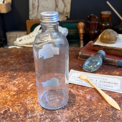 70% alcohol - Antique pharmacy bottle - Apothecary