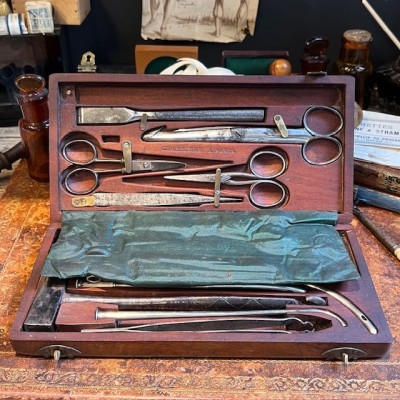 Coffret d'autopsie portatif - Maison Charrière - Mi XIXème siècle
