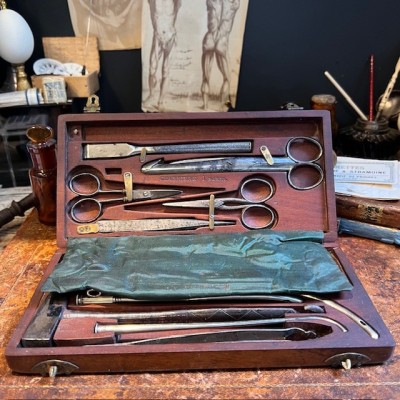 Coffret d'autopsie portatif - Maison Charrière - Mi XIXème siècle