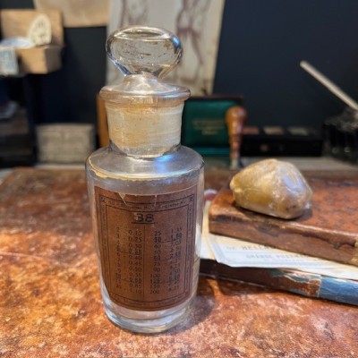 Oxalate de fer - Antique blown glass pharmacy bottle - Apothecary-1900